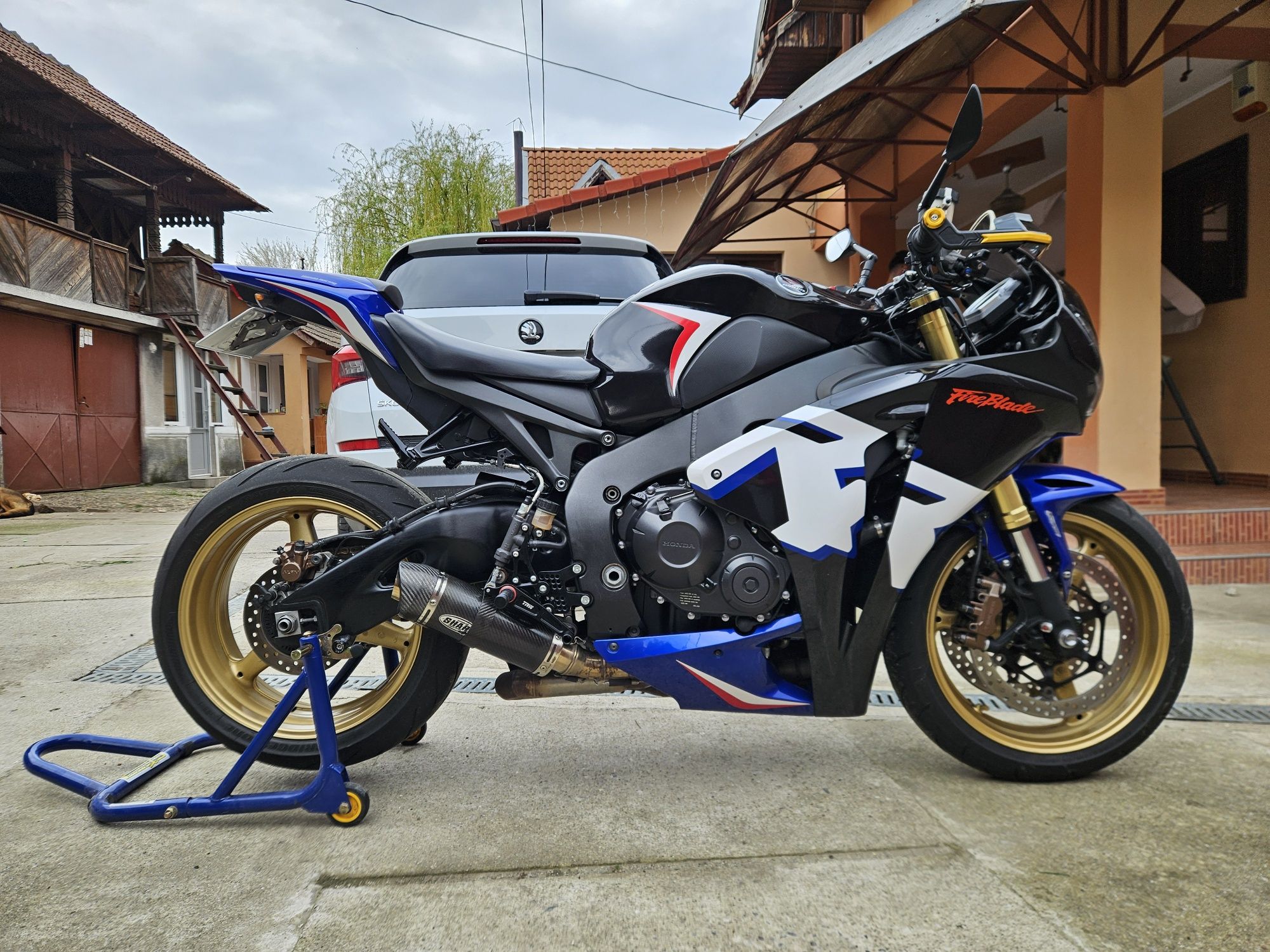 Honda cbr 1000 rr  ABS 2010