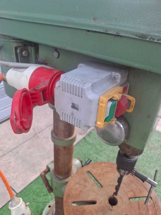 Настолна бормашина - Трифазна