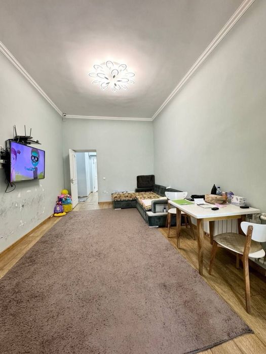 Ул.Навоий Панорама 2в3/2/3 60кв.м средний ремонт срочно