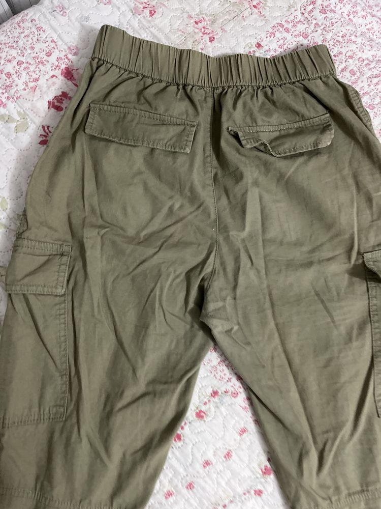 Cargo pants(Карго панталони) на H&M