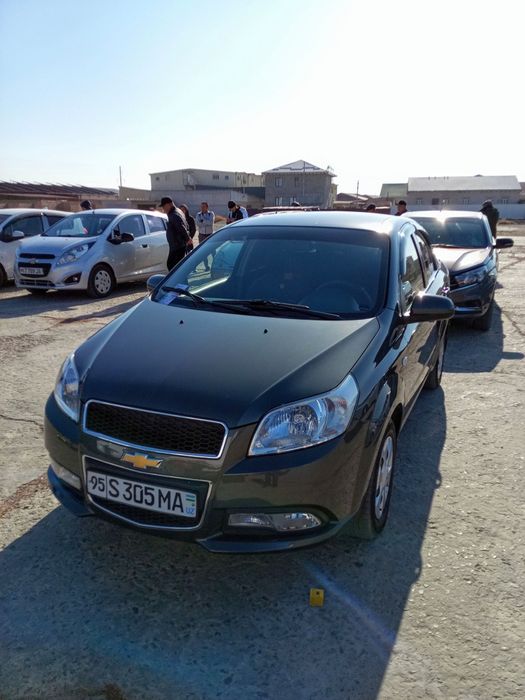 Срочно продаётся авто шивролет нексия 3