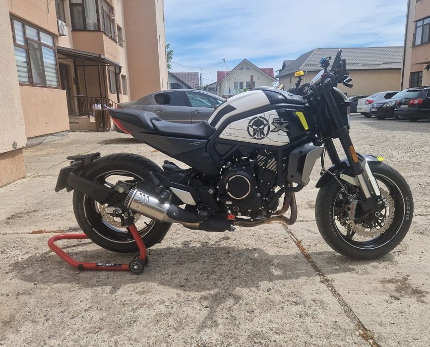 CfMoto 700 CLX Sport