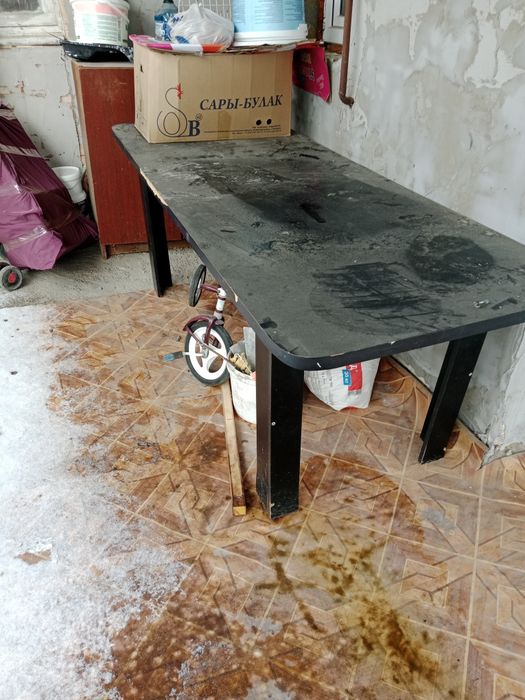 Сатылады 2 метир стол