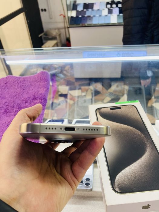 iPhone 15 Pro Max 256 gb natural