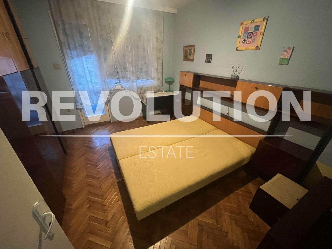 Дава се под наем Тристаен апартамент в Варна, Нептун - 100 кв.м за 400 € - Снимка #4