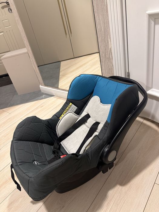 Продам автолюльку переноску