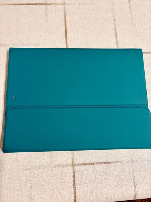 case за iPad 9 с безжична клавиатура и мишка