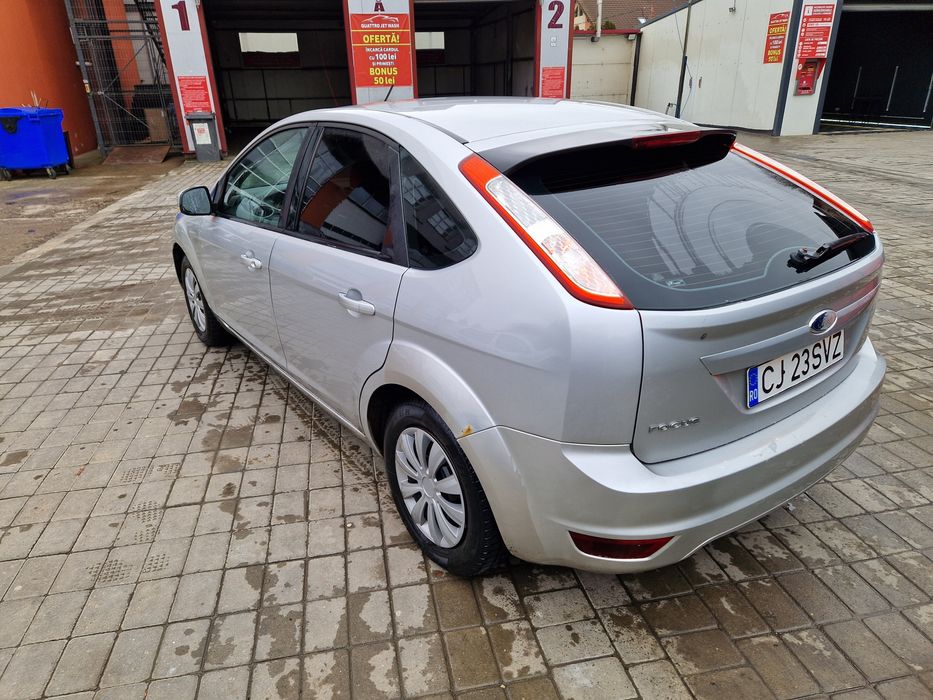 Vand ford focus II 2008, 1.6 benzina, cutie automata, cauciucuri all-s