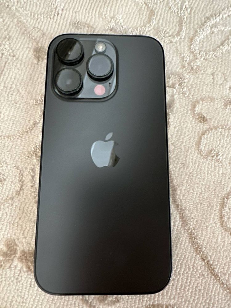 Iphone 14 pro black 256 gb.   81%