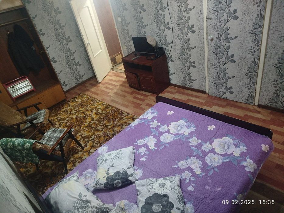 Юнусабад 11 кварталда 1 '2 хона уй оилага ижарага берилади