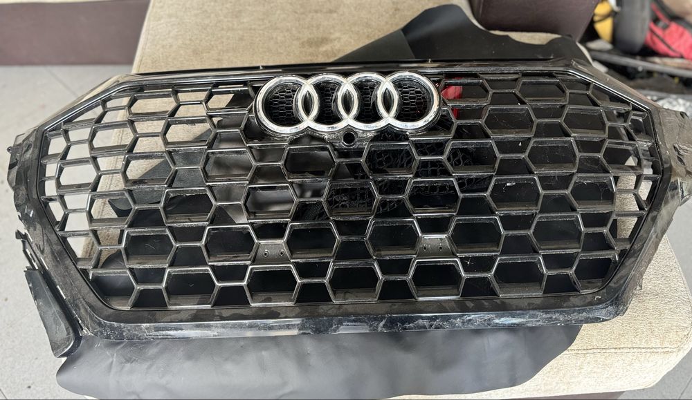 Решетка за Audi RS Q3