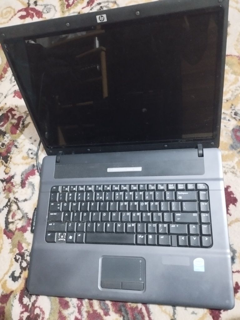 Laptop HP 550,perfect funcțional