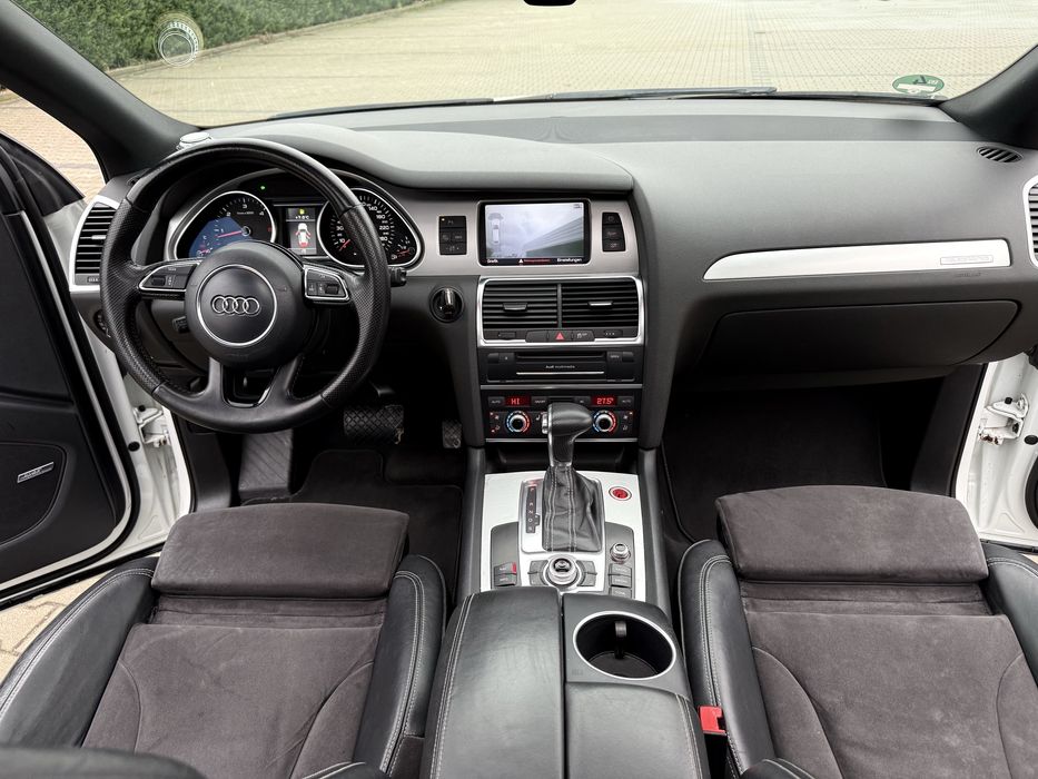 Audi Q7/S-Line/3.0 Tdi/245cp/7Locuri/Panoramic/BOSE/Alcantara/JanteR20