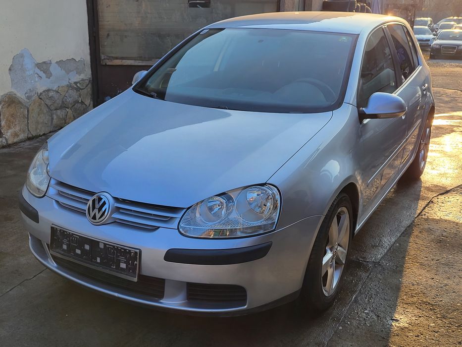 Golf 5 Anul 2008 1.9 tdi 105cp Climatronic Jante
