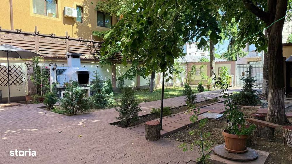 Vila superbă P+2  Brancoveanu - metrou | Singur curte