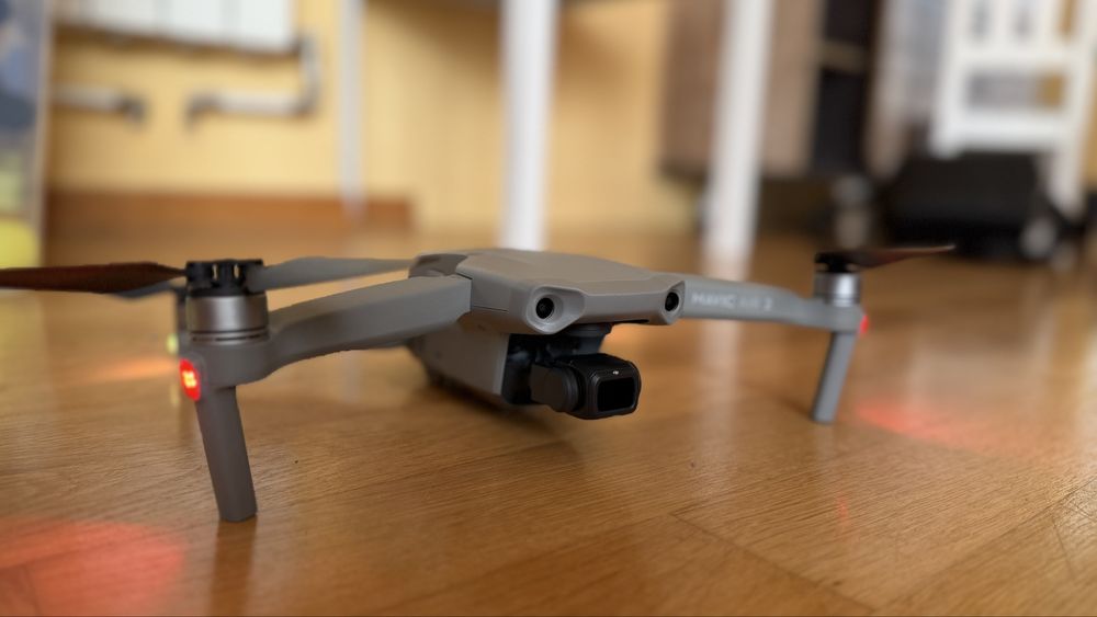 DJI Air 2 Combo – КАТО НОВ! + ПОДАРЪК Площадка за Кацане