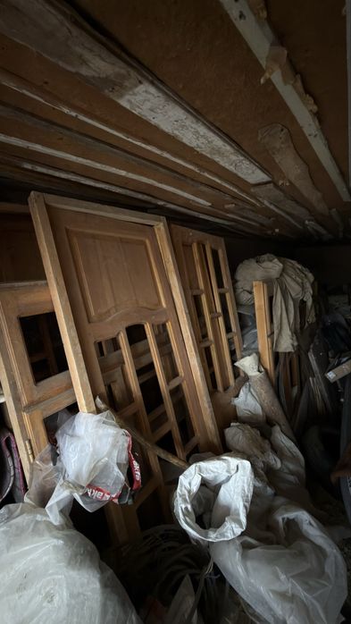 Eshik rom karopkalari bilan sotiladi