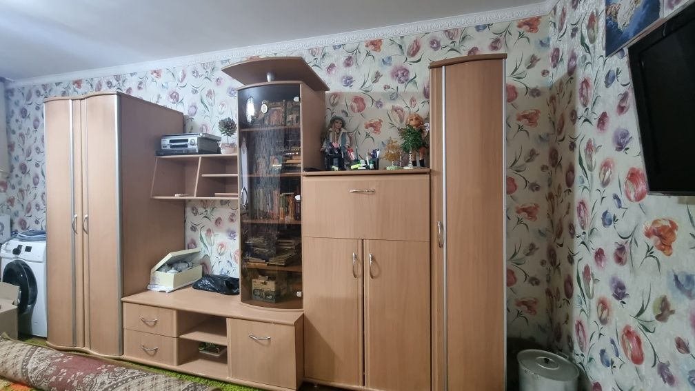 Стенка шкаф 5 предметов