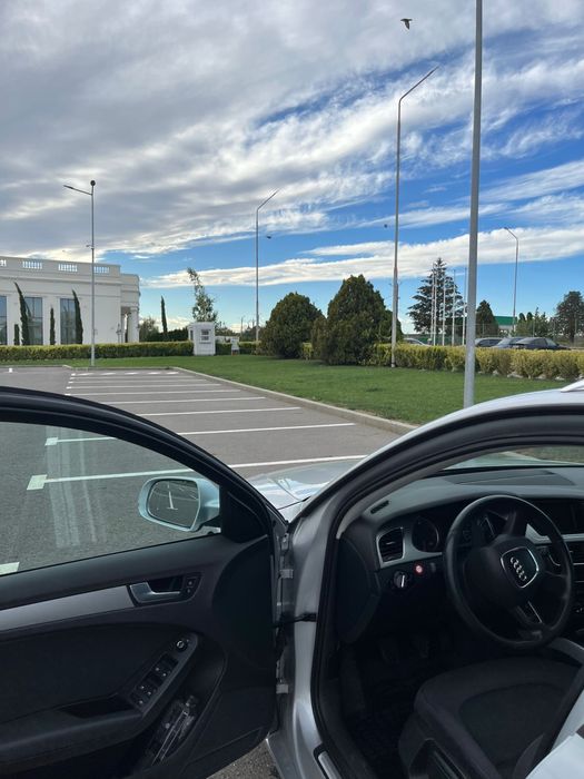 Audi a4 b8 facelift 2011