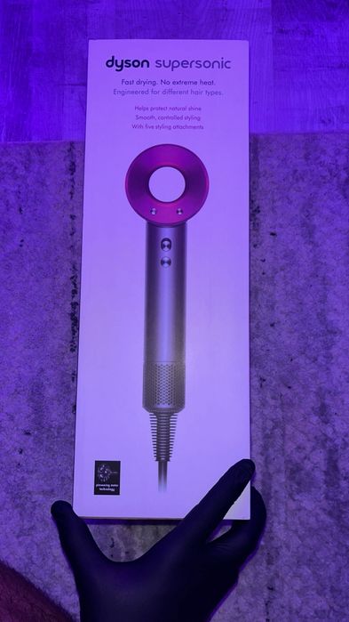 Dyson supersonic