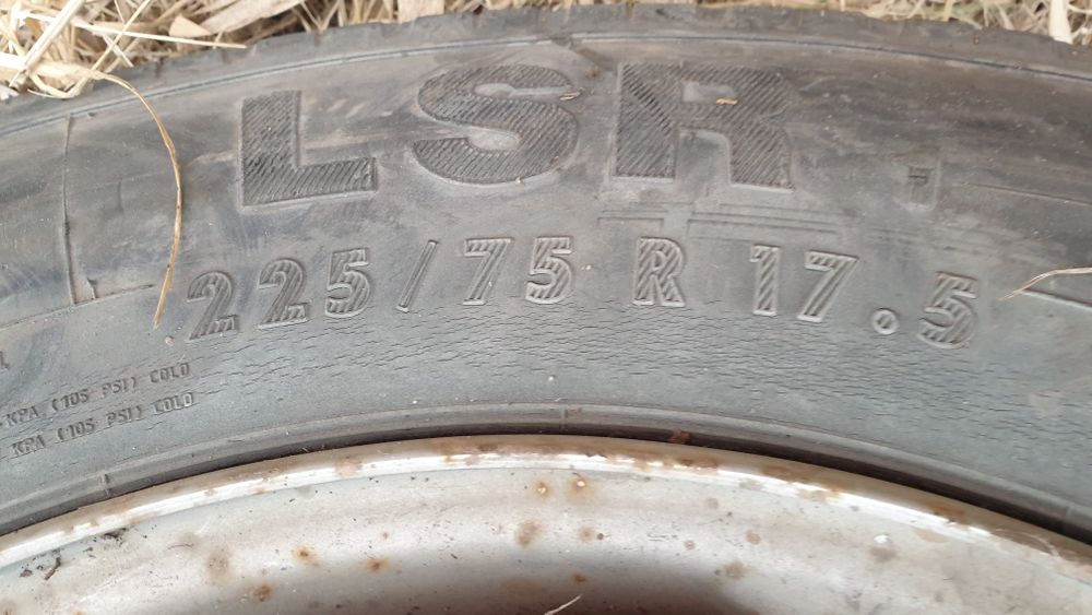 Джанта с гума 225 75 17.5 континентал