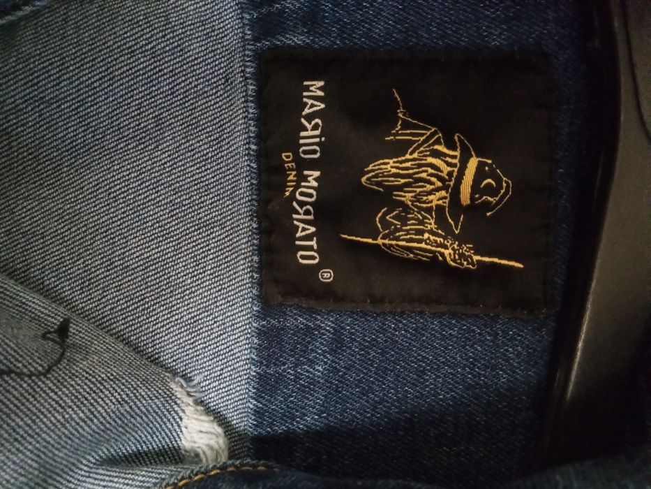 Geacă de blugi             .