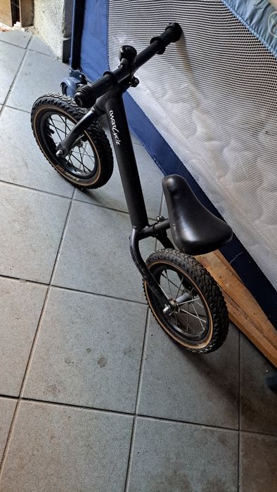 Bicicletă fără pedale