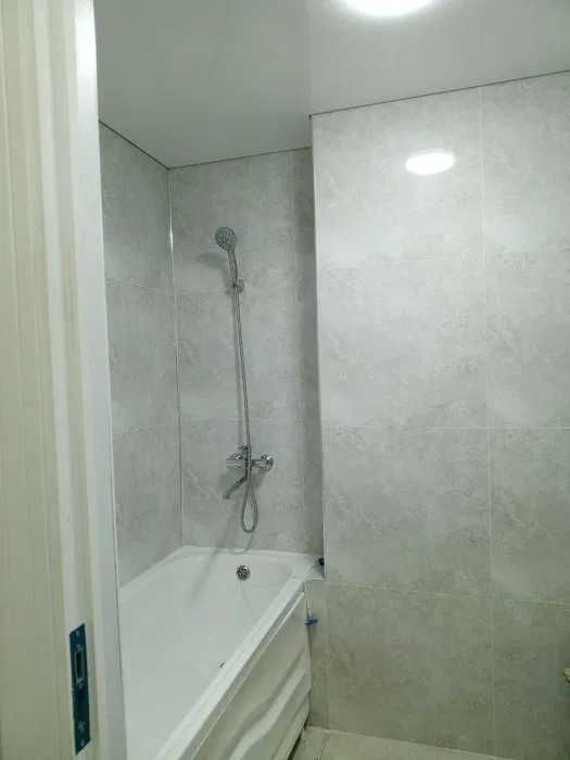 Шахар марказидан 2 хонали евро тамирланган квартира сотилади Крытый