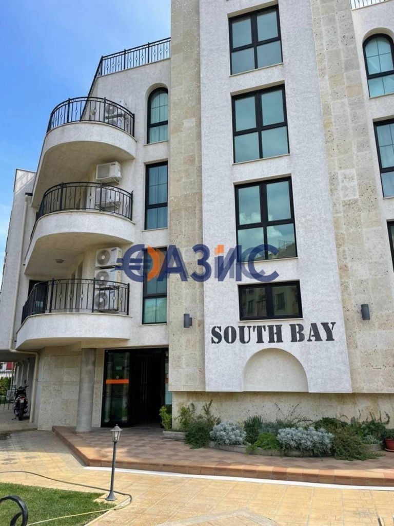 Продава се Тристаен апартамент в Свети Влас - 107 кв.м за 1019 €/кв.м - Снимка #12