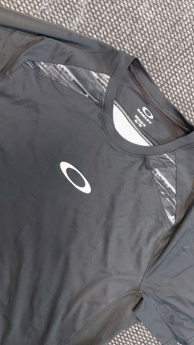 Oakley reflective тениска XL размер