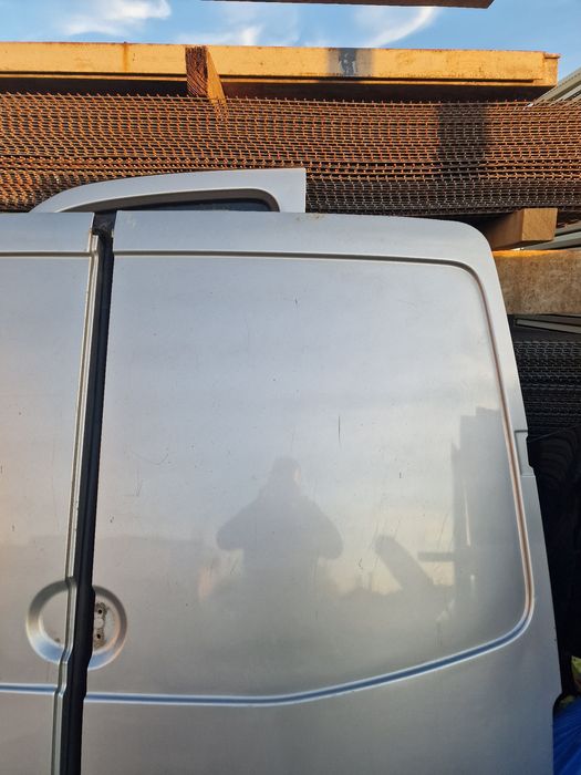 Usa usi spate stanga dreapta mercedes sprinter w906 2016