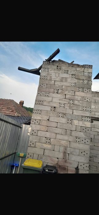 Vand boltari refolosibili in stare buna