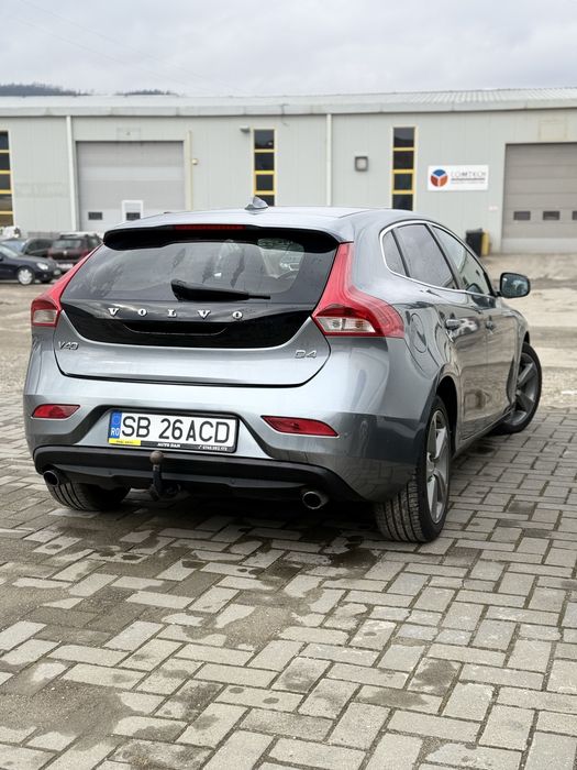 Vand volvo v40 2015
