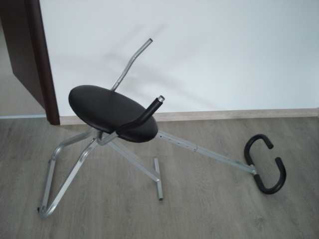 aparat fitness abdomen
