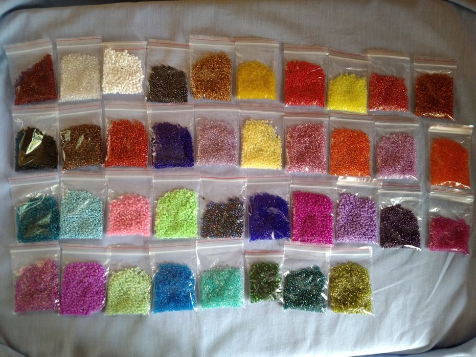 Бисер, стеклярус