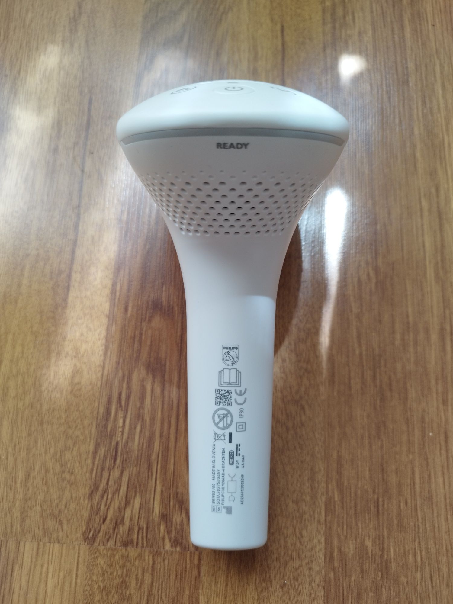 Фотоепилатор Philips Lumea Prestige