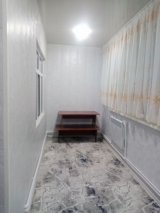 Срочно продаётся 2 комнатная квартира в городе Чирчике