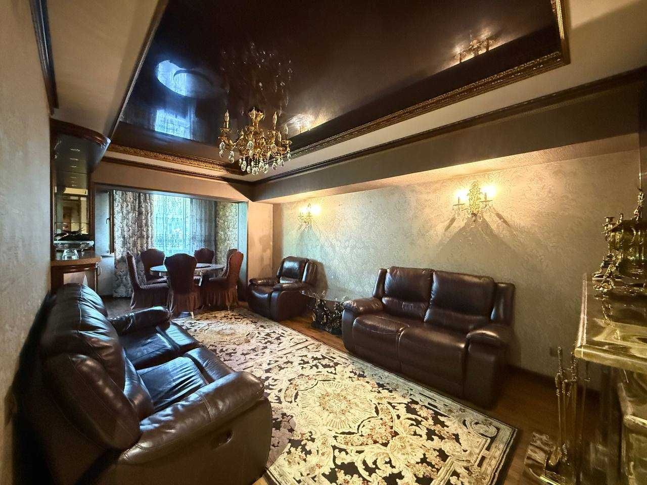 Ц-4 Алайский Кафе Плов 4-комн 3/4 96 м² кирпич 2х6 м ремонт меб/тех