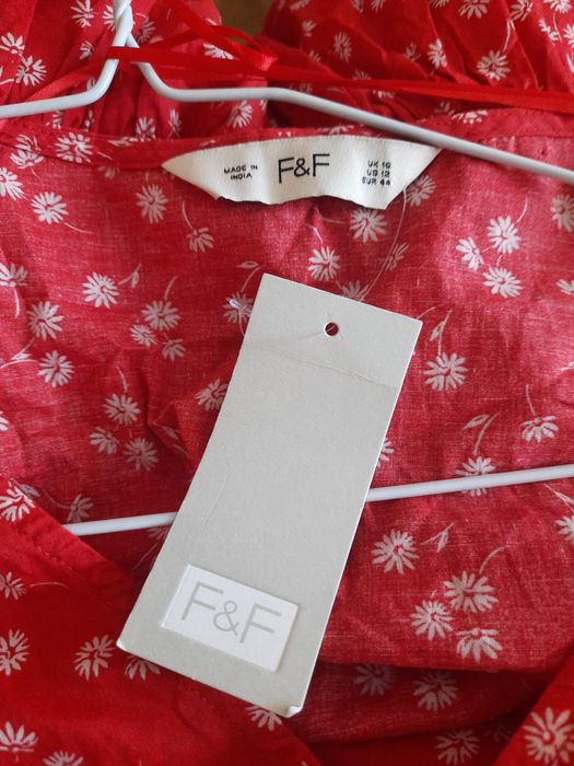 Лятна червена рокля мама (UK 16) и дете (5-6 години)