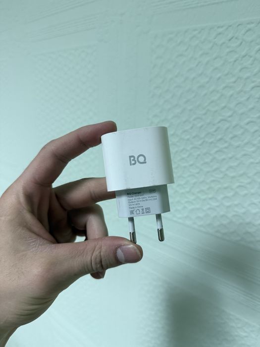 Блок зарядки Type-c BQ на 20w (быстрая зарядка)