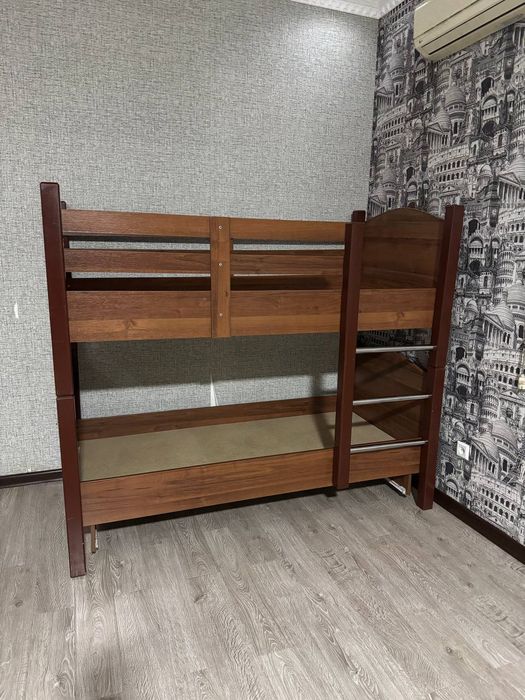 Двух-ярусная кровать 1.9х1.2м