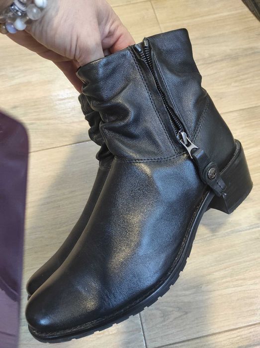 Дамски боти  марка Caprice, Германия