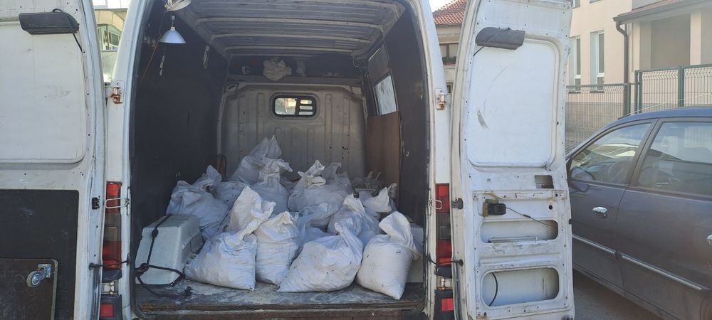 Извозване  строителни и битови отпадъци до депо