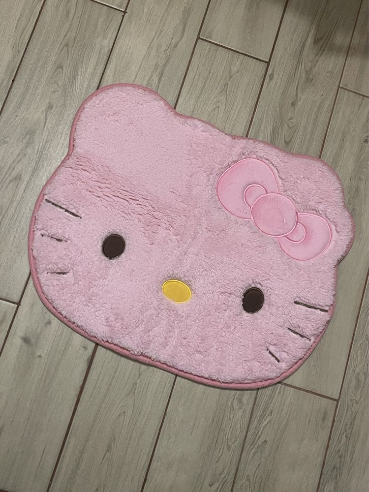 Covor de baie roz Hello Kitty