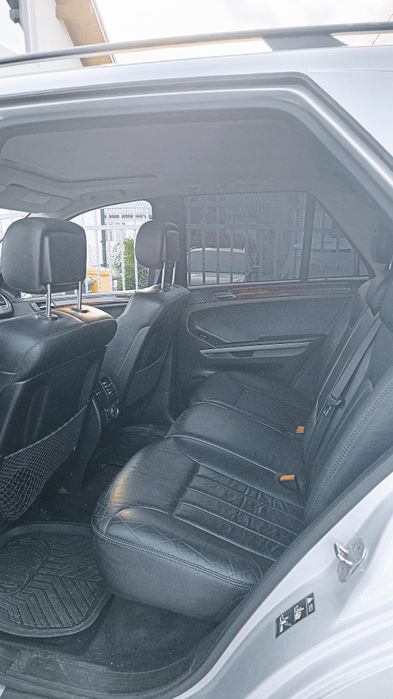 Mercedes-Benz ML 320