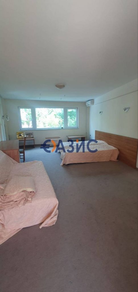 Продава се Двустаен апартамент в к.к. Слънчев бряг - 67 кв.м за 993 €/кв.м - Снимка #7