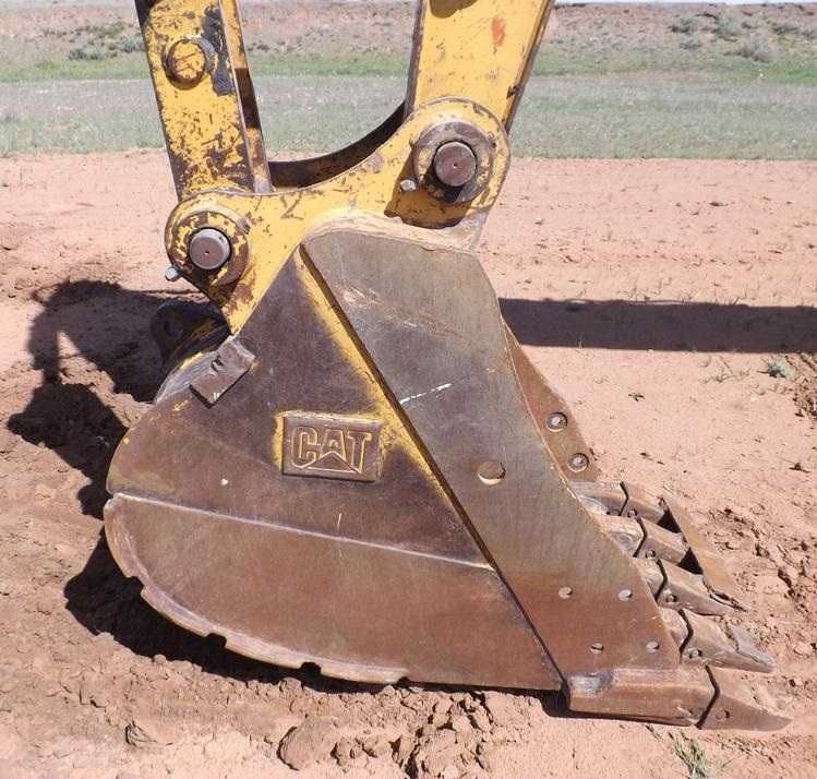 inchiriez excavator pe senile 18 Tone,basculanta, buldo, utilaje