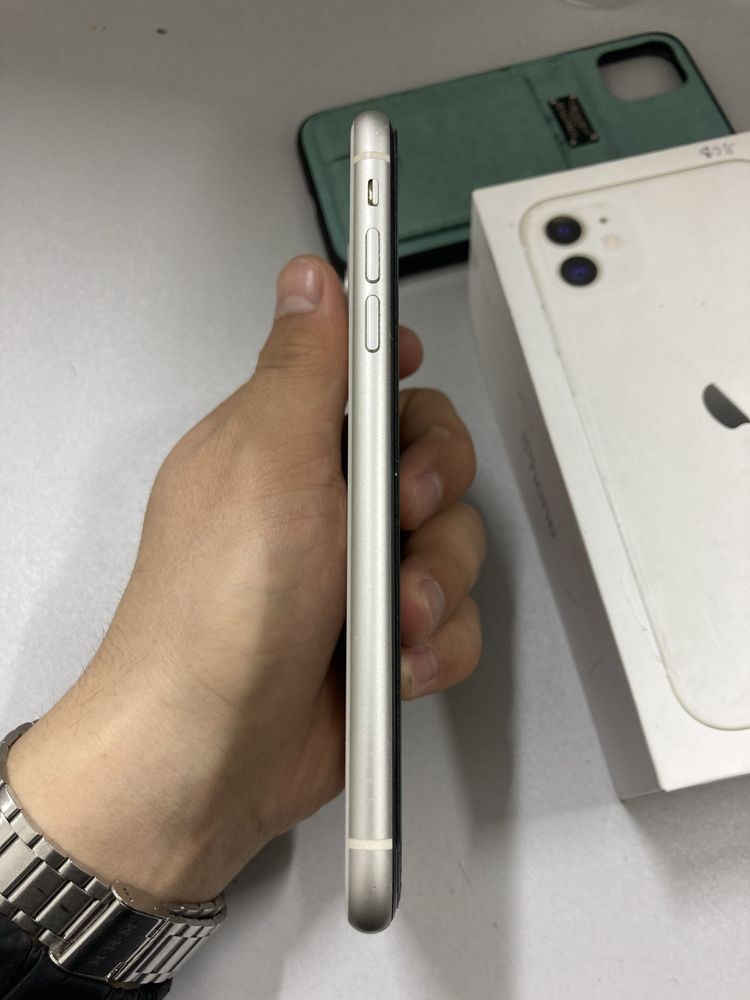 iphone 11 white 64gb