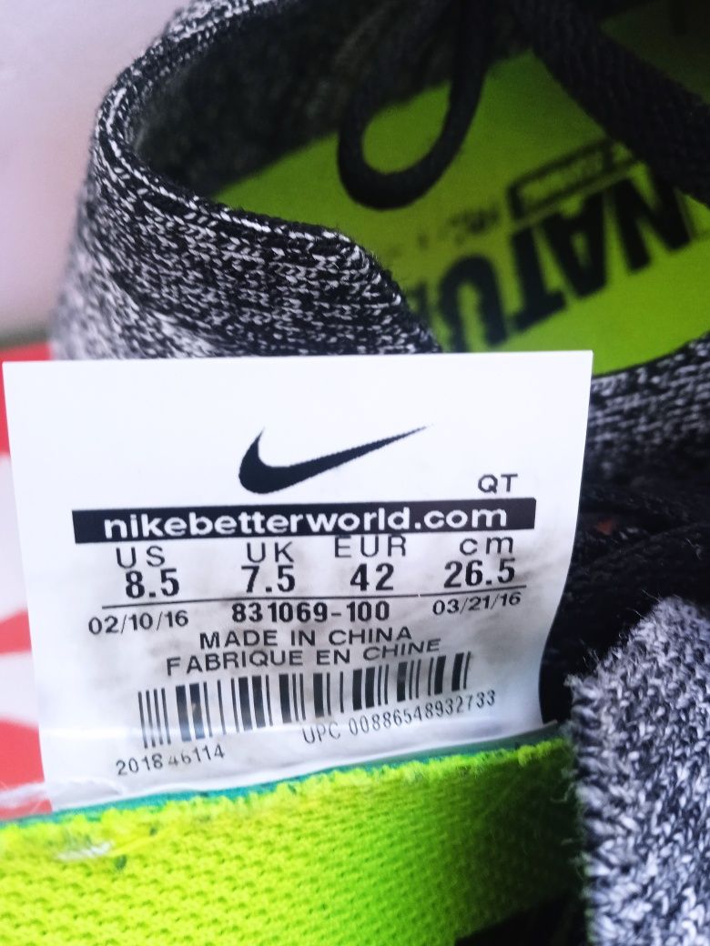 Nike Running  42