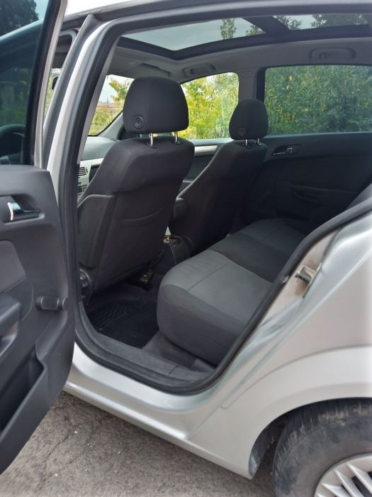 Продавам опел астра